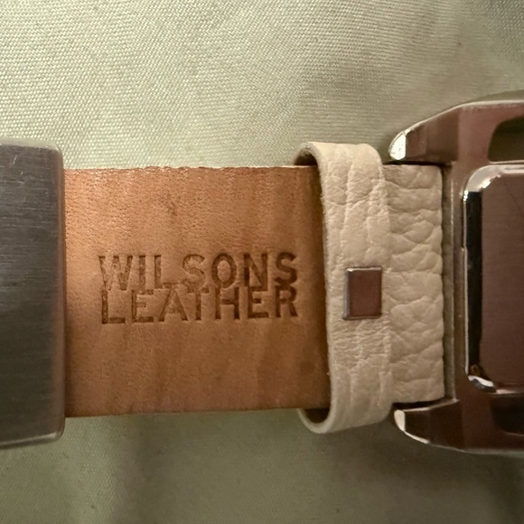 Vtg Wilsons Leather Silver and White unisex 44mm Watch - Picture 2 of 16